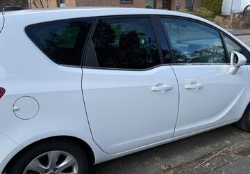 Opel Meriva 51.000 km 9.900 &euro; Bad Segeberg 23795