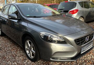 Volvo V40 87.654 km 10.495 &euro; Ratzeburg 23909