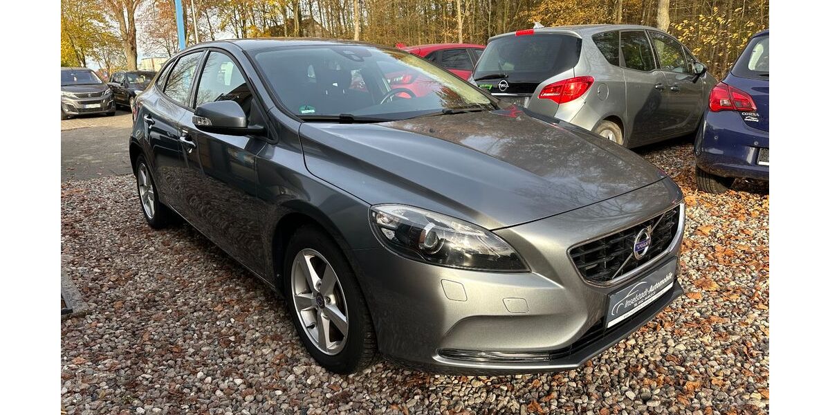 Volvo V40 87.654 km 10.495 &euro; Ratzeburg 23909