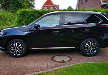 Mitsubishi Outlander 75.000 km 19.600 &euro; Krummesse 23628