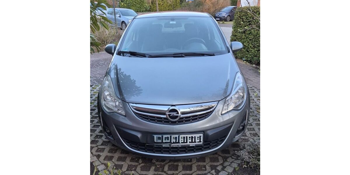 Opel Corsa 103.000 km 3.100 &euro; Bad Schwartau 23611