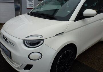 Fiat 500 49.301 km 14.450 &euro; Bad Oldesloe 23843