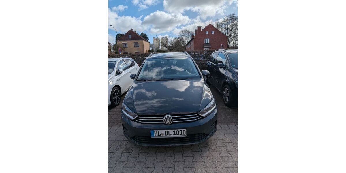 VW Golf Sportsvan 124.000 km 10.900 &euro; lübeck 23554