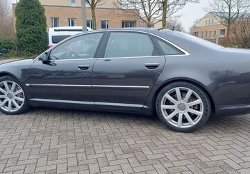 Audi A8 300.000 km 11.900 &euro; Lübeck 23554