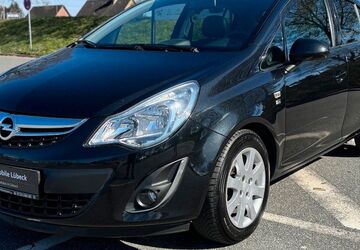 Opel Corsa 82.000 km 6.790 &euro; Lübeck - St. Lorenz Süd 23558