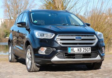 Ford Kuga 123.747 km 15.800 &euro; Lübeck 23560