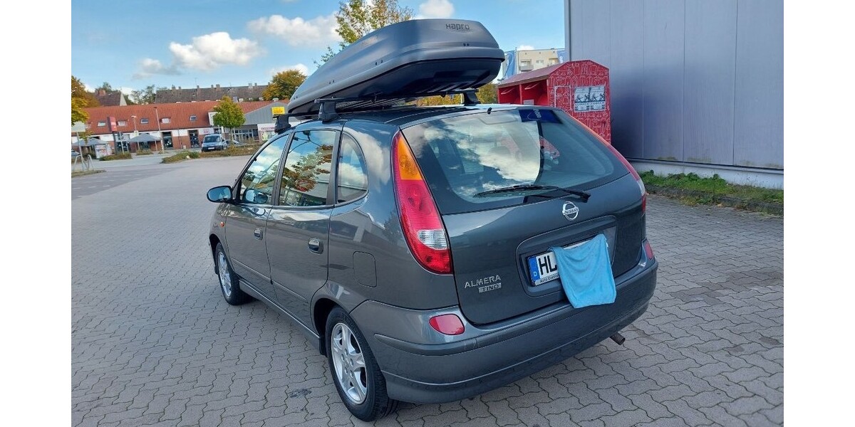 Nissan Almera Tino 220.000 km 2.500 &euro; Lübeck 23539