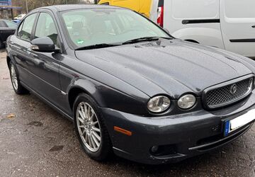 Jaguar X-Type 99.193 km 5.390 &euro; Lübeck 23556