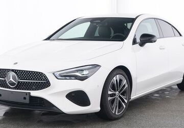 Mercedes-Benz CLA 180 11.428 km 33.818 &euro; Bad Oldesloe 23843