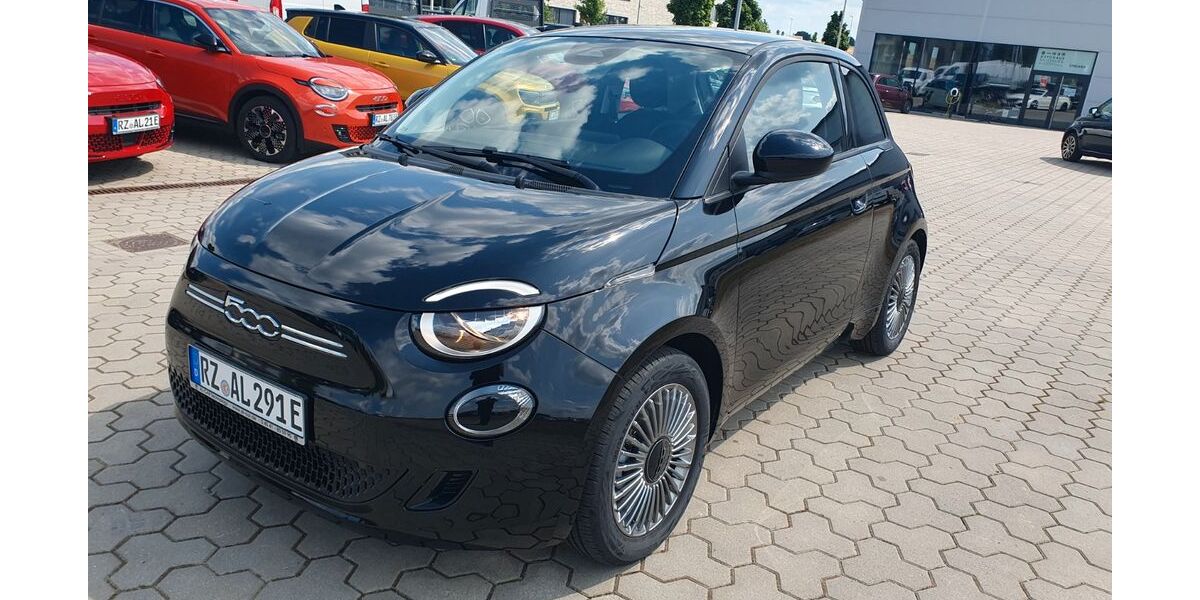 Fiat 500e 2.135 km 22.222 &euro; Ratzeburg 23909