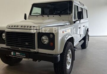 Land Rover Defender 127.300 km 44.945 &euro; Ahrensbök 23623