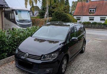 VW Touran 161.000 km 8.700 &euro; Bad Schwartau 23611
