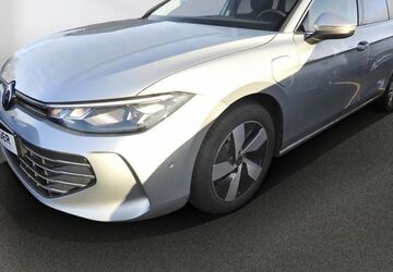 VW Passat Variant 25.500 km 35.380 &euro; Bad Segeberg 23795