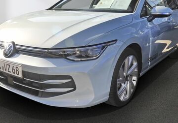 VW Golf 5.000 km 48.790 &euro; Lübeck 23560