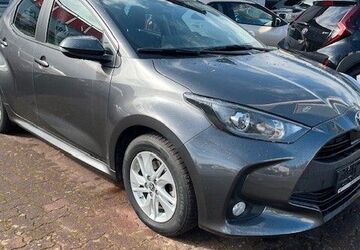 Toyota Yaris 25.479 km 22.980 &euro; Mölln 23879