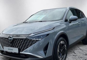 Nissan Qashqai 8.500 km 29.980 &euro; Lübeck 23560