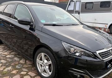 Peugeot 308 116.000 km 8.800 &euro; Lübeck 23552