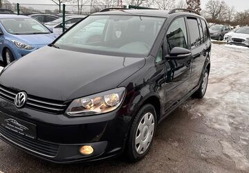 VW Touran 177.483 km 6.598 &euro; Ahrensbök 23623