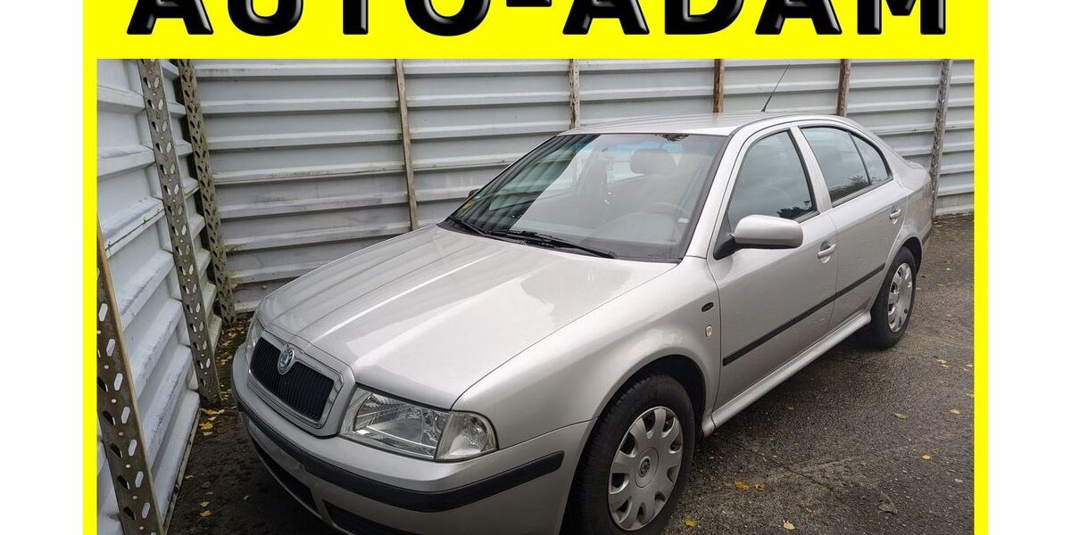 Skoda Octavia 286.529 km 950 &euro; Lübeck 23556