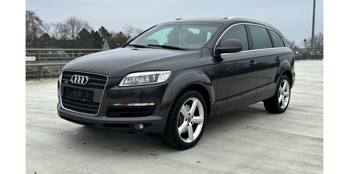 Audi Q7 235.000 km 6.990 &euro; Lübeck 23558