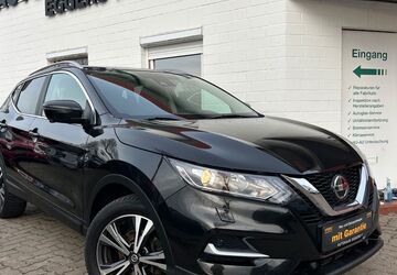 Nissan Qashqai 109.594 km 12.880 &euro; Bad Segeberg 23795
