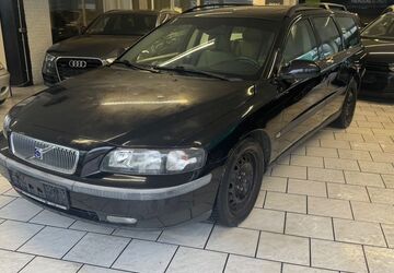 Volvo V70 260.000 km 3.999 &euro; Mölln 23879