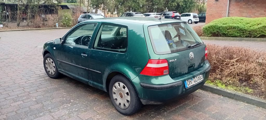 VW Golf 255.000 km 900 &euro; Dassow 23942