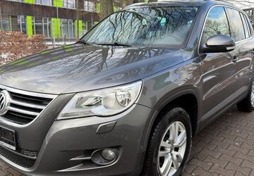 VW Tiguan 238.000 km 7.999 &euro; Lübeck 23560