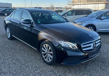Mercedes-Benz E 200 390.000 km 10.999 &euro; Ratzeburg bei Hamburg 23909