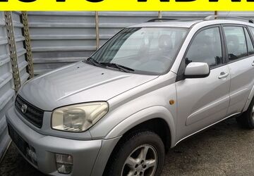 Toyota RAV 4 230.683 km 5.500 &euro; Lübeck 23556