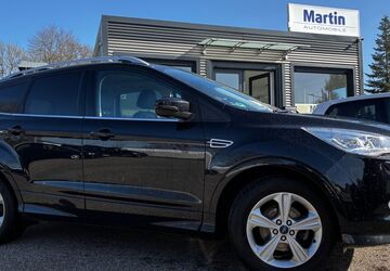 Ford Kuga 122.000 km 11.600 &euro; Lübeck 23560