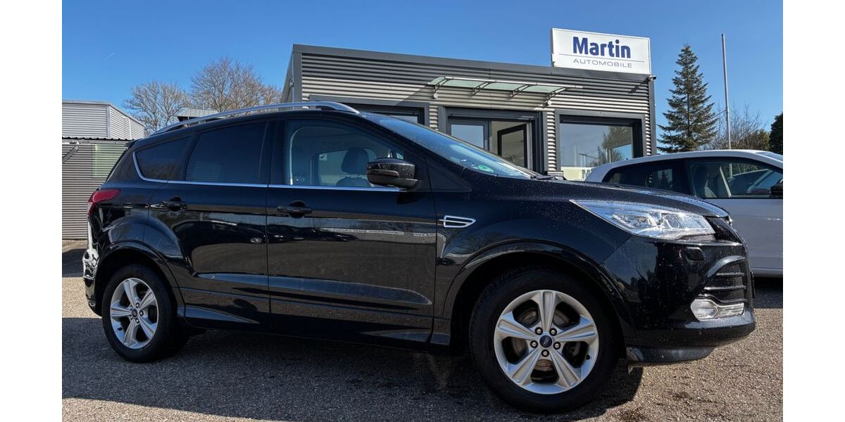 Ford Kuga 122.000 km 11.600 &euro; Lübeck 23560