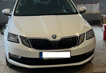 Skoda Octavia 83.024 km 17.900 &euro; Lübeck 23554