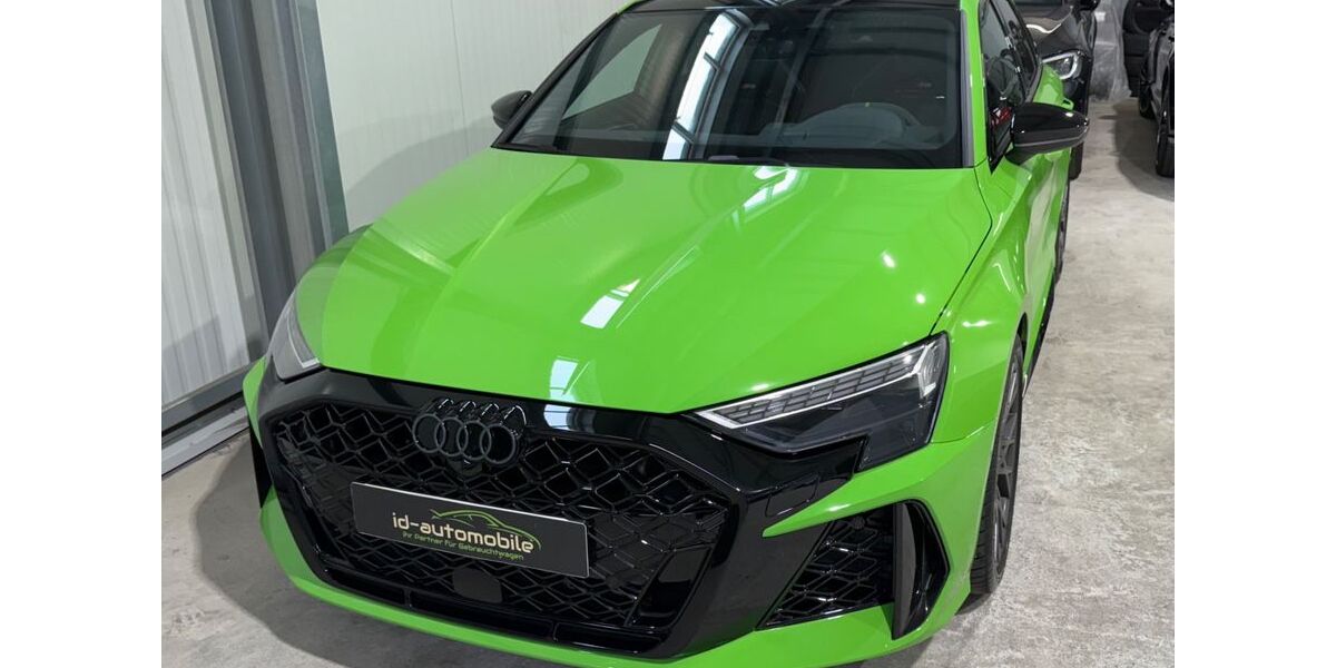 Audi RS3 9.999 km 69.899 &euro; Bad Segeberg 23795