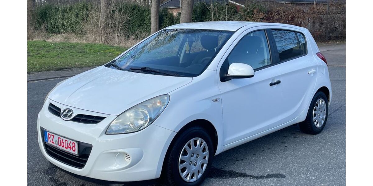 Hyundai i20 159.000 km 2.900 &euro; Kastorf 23847