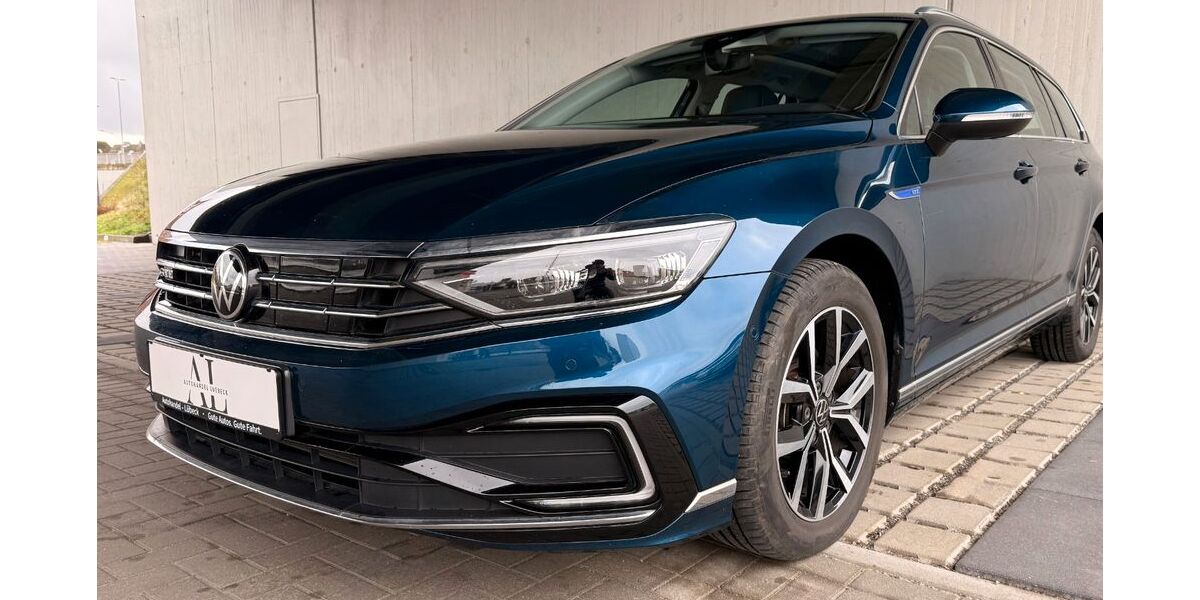 VW Passat Variant 49.300 km 25.900 &euro; Lübeck 23556