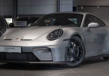 Porsche 992 7.300 km 219.890 &euro; Lübeck 23560