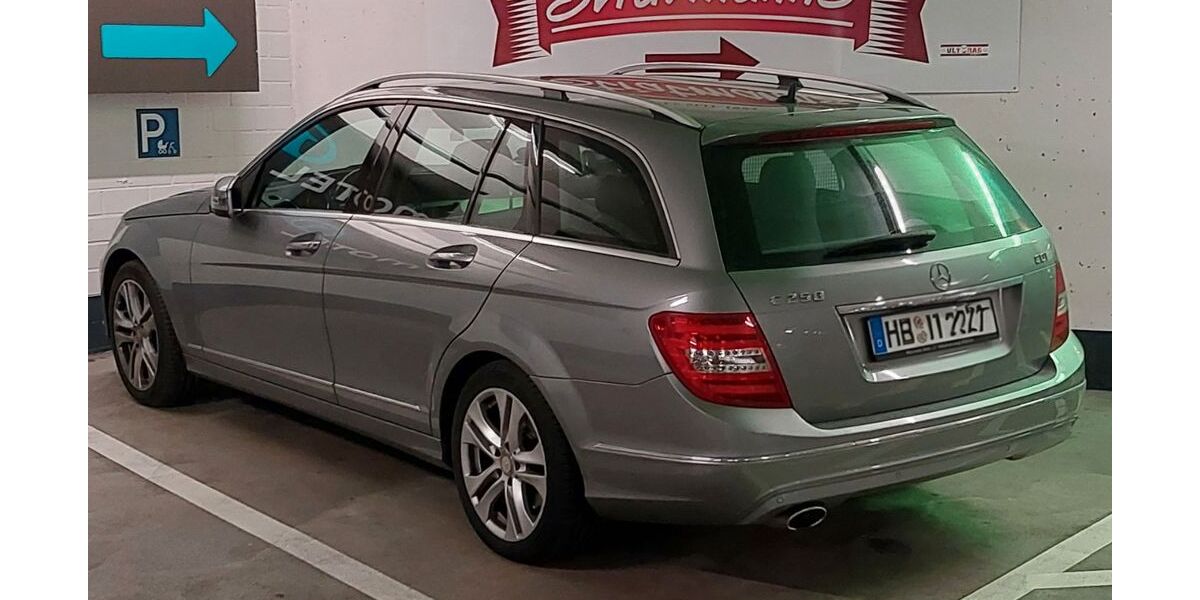 Mercedes-Benz C 250 233.000 km 9.999 &euro; Lübeck 23570