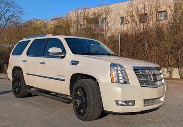 Cadillac Escalade 123.000 km 24.900 &euro; Lübeck 23568