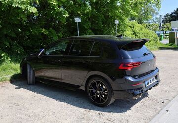 VW Golf 62.000 km 37.499 &euro; Hamberge 23619