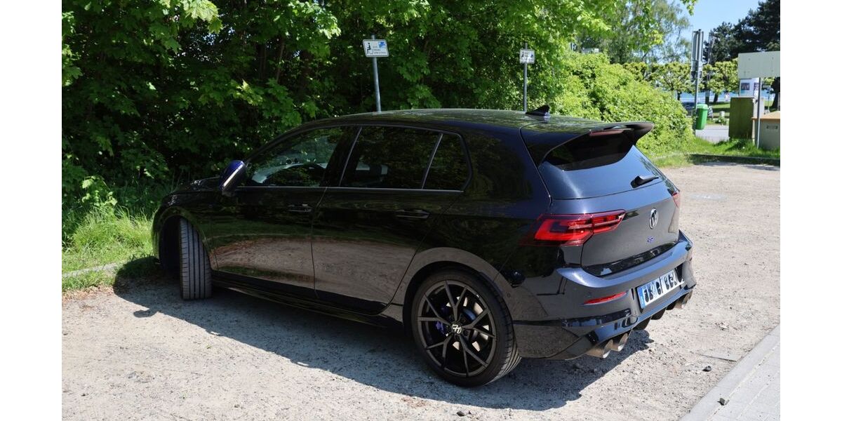 VW Golf 62.000 km 37.499 &euro; Hamberge 23619