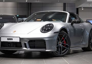 Porsche 992 9.900 km 195.900 &euro; Lübeck 23560