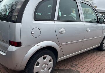 Opel Meriva 147.000 km 2.600 &euro; Lübeck 23560