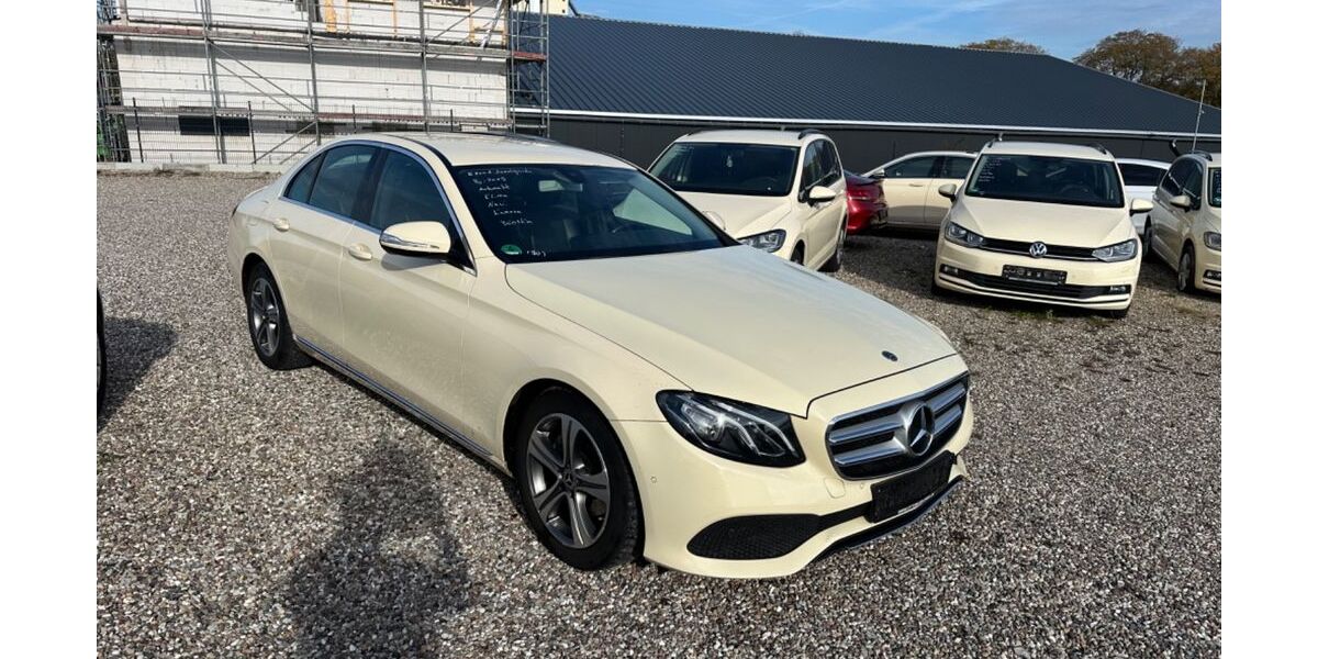 Mercedes-Benz E 200 360.000 km 9.999 &euro; Ratzeburg bei Hamburg 23909