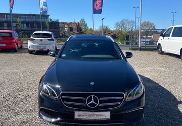 Mercedes-Benz E 200 73.440 km 26.990 &euro; Mölln 23879