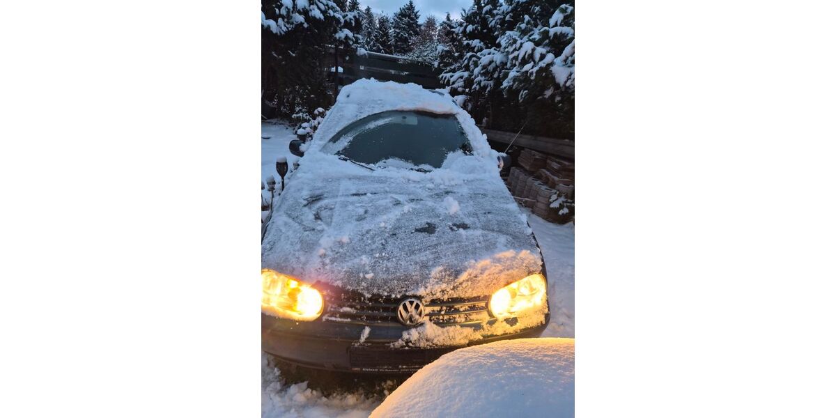 VW Golf 422.159 km 1.700 &euro; Mölln 23879