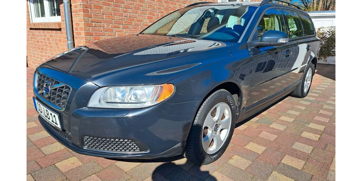 Volvo V70 302.000 km 3.800 &euro; Bad Oldesloe 23843