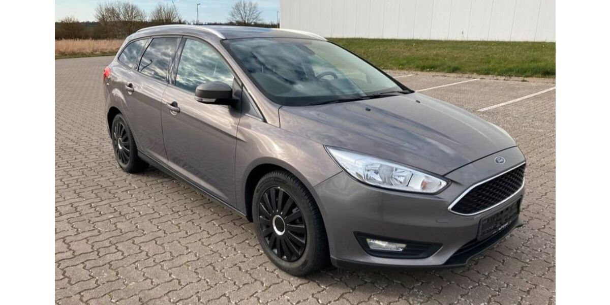 Ford Focus 136.000 km 6.400 &euro; Lübeck 23562