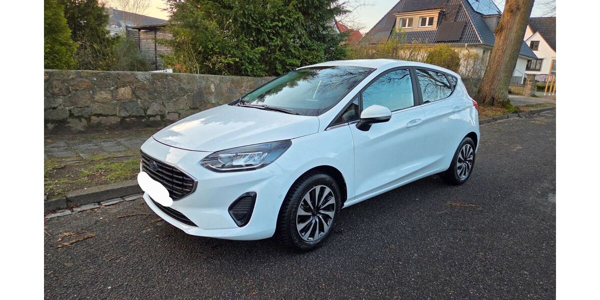 Ford Fiesta 9.980 km 12.900 &euro; Bad schwartau 23617