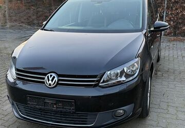 VW Touran 276.776 km 5.390 &euro; Lübeck 23556